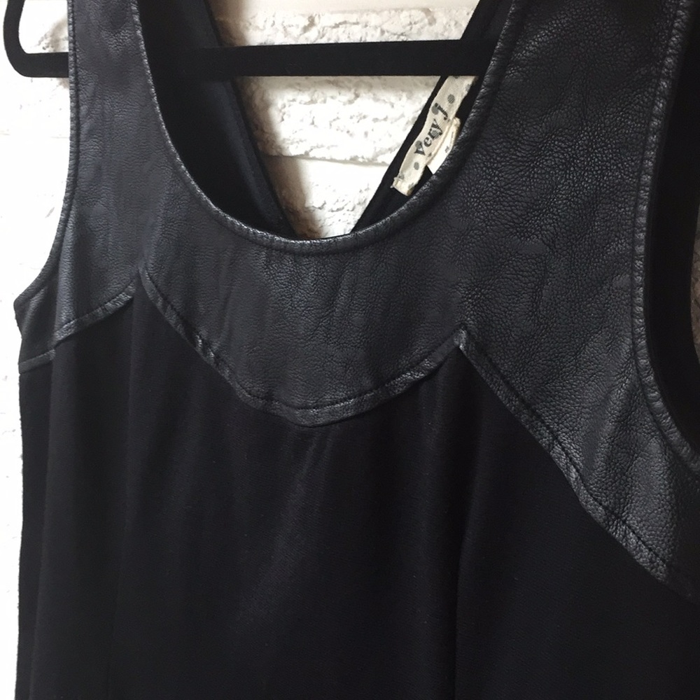 Little black dress size S
